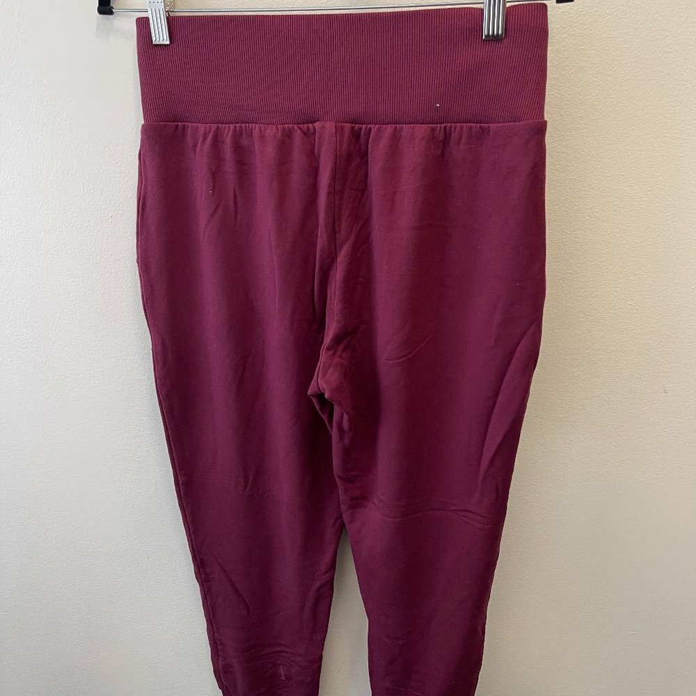 Nike Yoga Women's 7/8 Fleece Pants